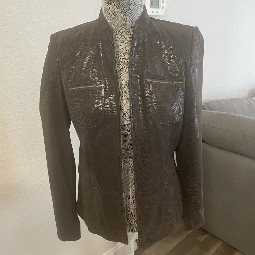 ALFANI brown 100 % leather jacket  SZ S